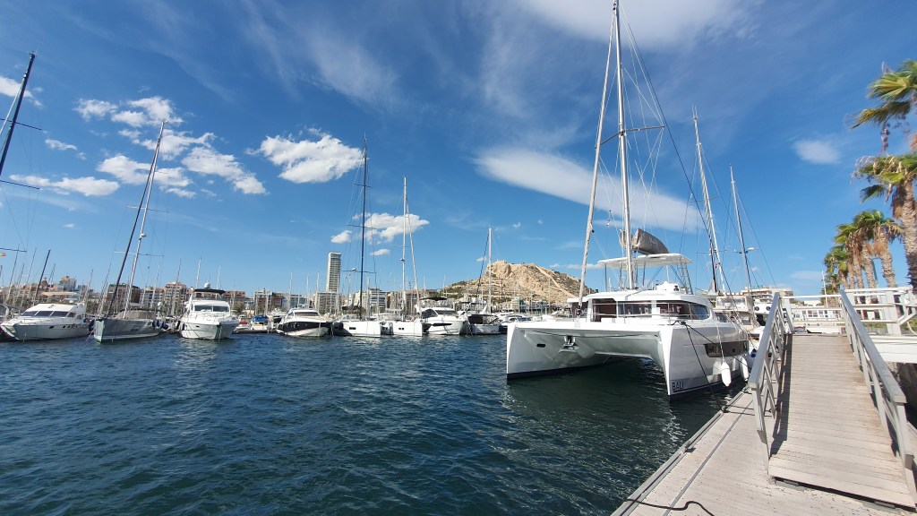 Bali 4.6, Alicante, Spain